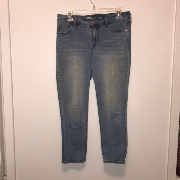 Old Navy RockStar Capris - Picture 2 of 5